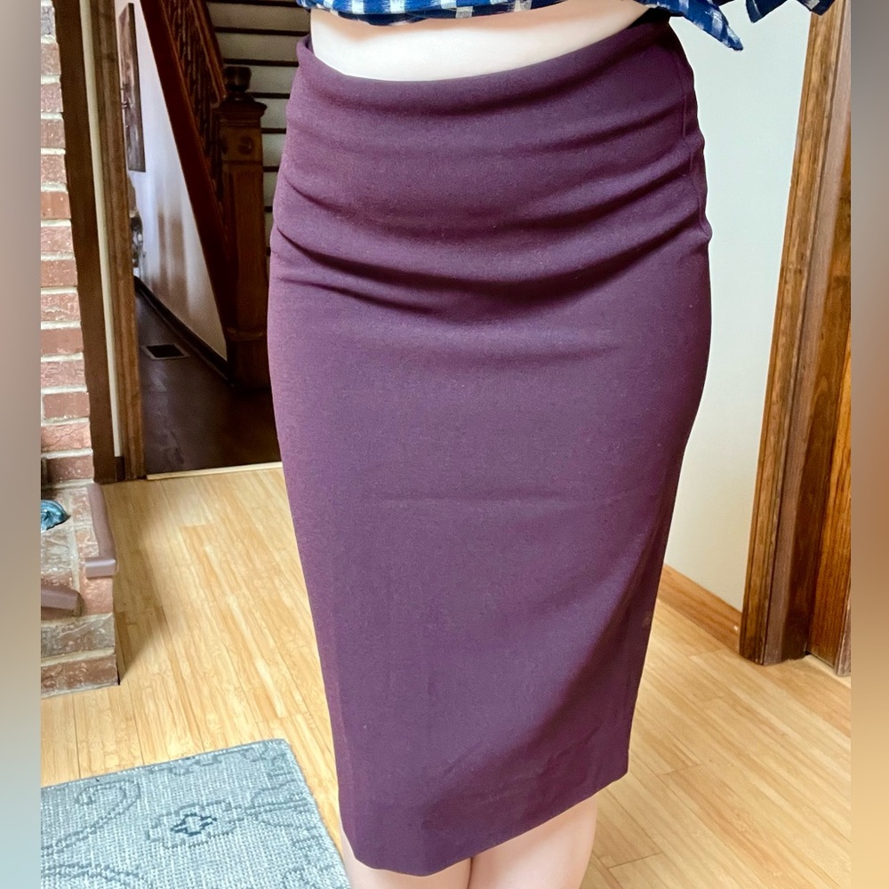 Diane von Furstenberg royal purple pencil skirt size 6